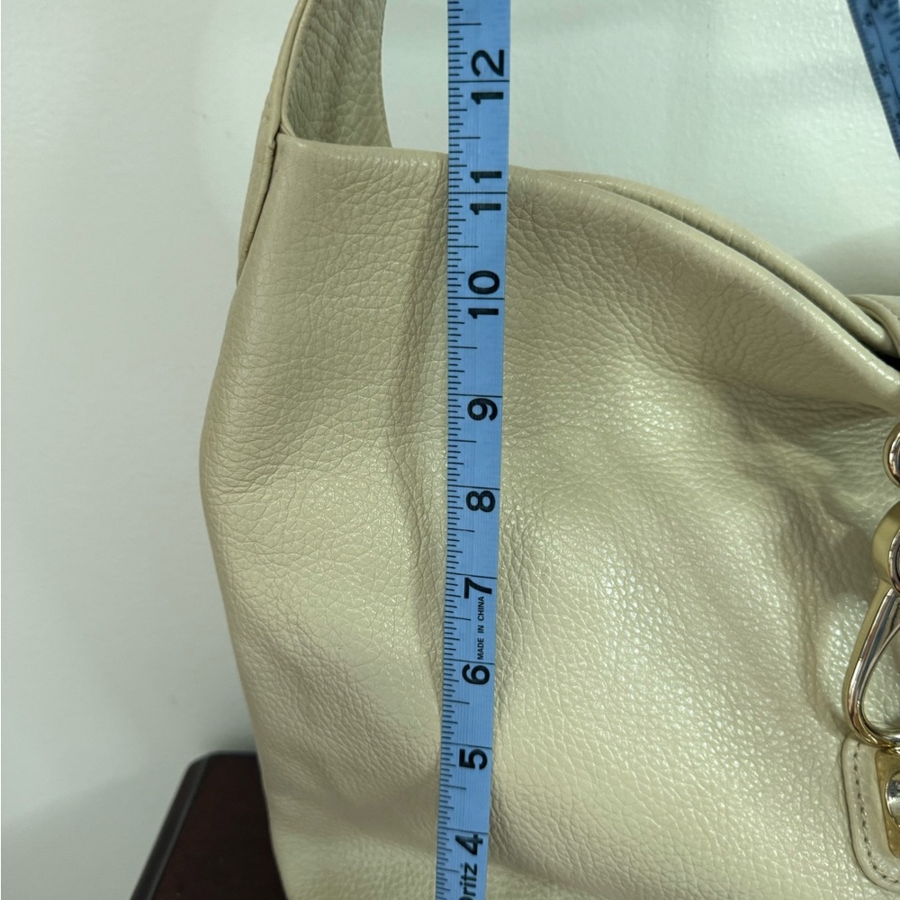 Dooney & Bourke Elegant Cream Leather Women's shoulder bag - Picture 4 of 12